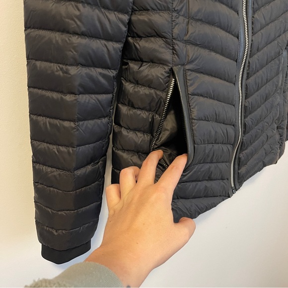 RUDSAK Women's Lightweight Down Filled Puffer Zip Up Hooded Jacket Size Small - Picture 13 of 15